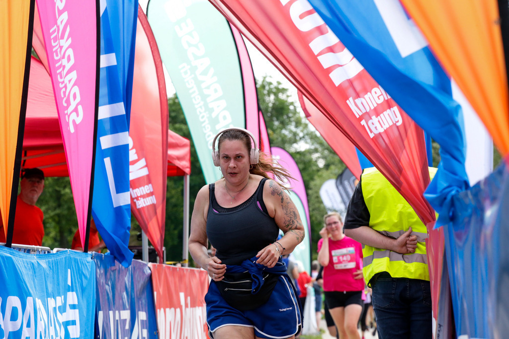 ..... | LINZ,AUSTRIA, 23.06.24, ÖGK Frauenlauf Linz  , Image shows: Photo: WAPICS / Andreas Willdoner