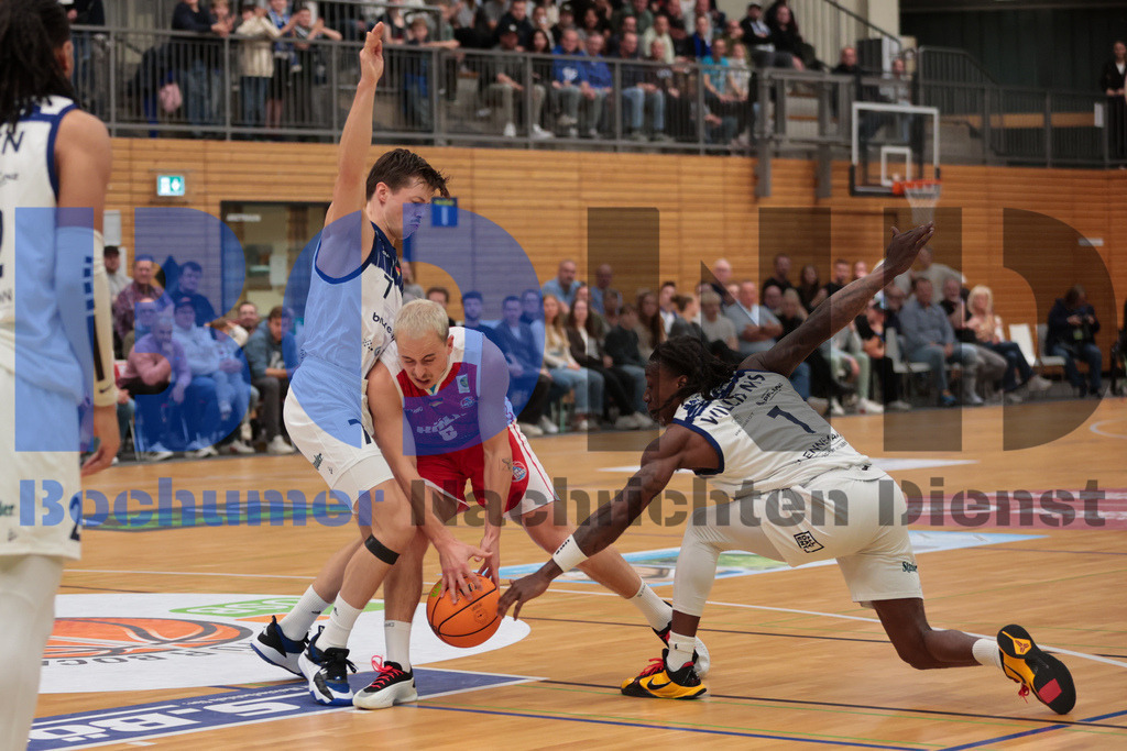 SES_BOCKOL20251011-12 | bond - Realisiert mit Pictrs.com