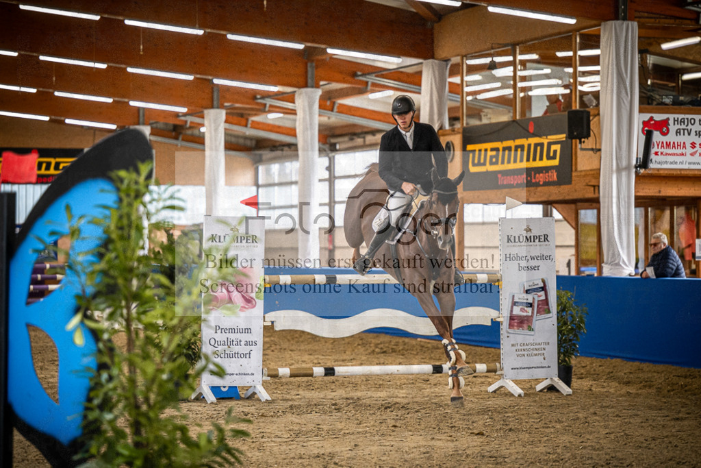 DOS_1650 | Entdecke hochwertige Reitturnierfotos von Foto Oger. Professionell, emotional und authentisch – jetzt Lieblingsmomente im Shop bestellen.Deutschlandweite Turnierfotografie. - Realisiert mit Pictrs.com