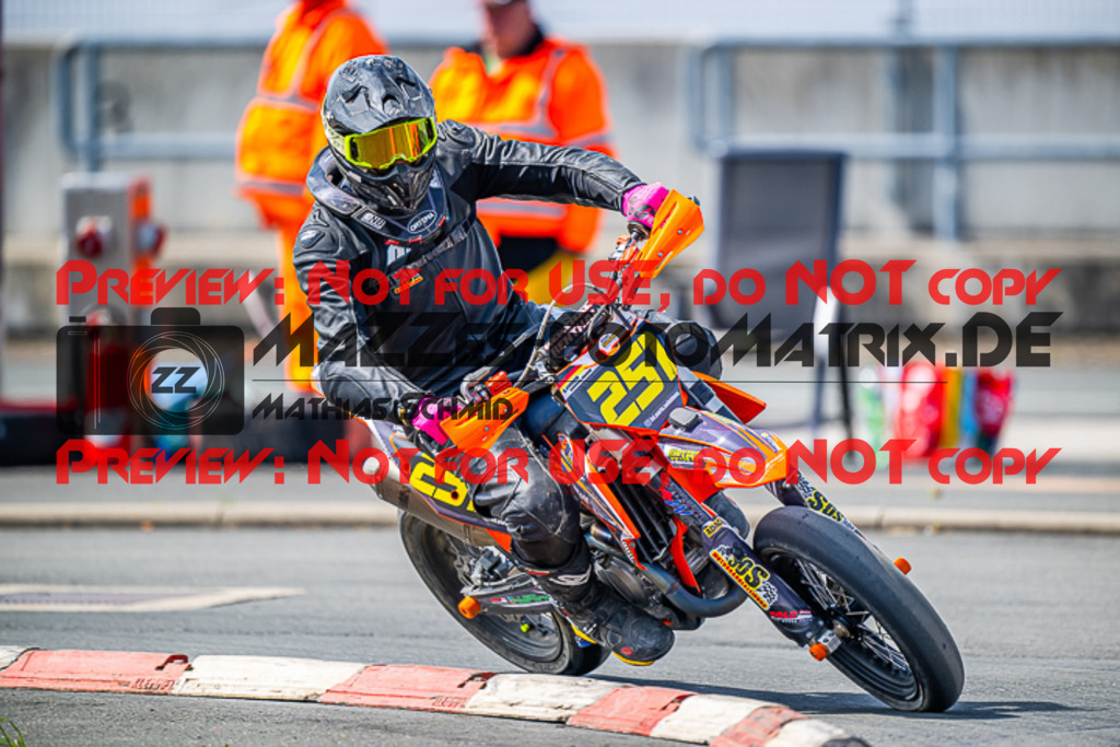 MaZZes_FotoMatrix_230507_5794 | S2