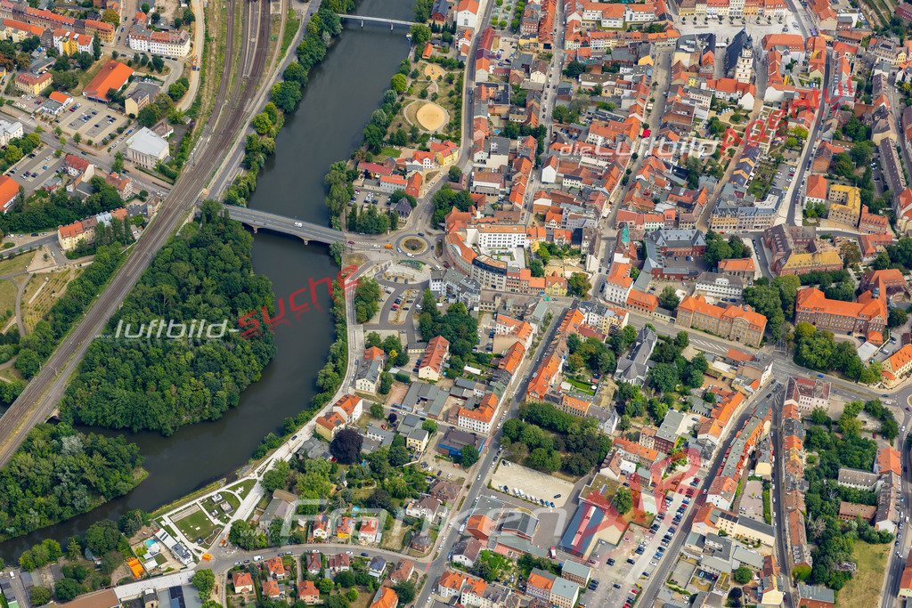 weissenfels-luftbild-2022-6290 | Aktuelles Luftbild von  Weißenfels - Die Luftaufnahme wurde 2022 mittels UL-Flugzeug erstellt ( keine Drohne ) - hochauflösende Kamera-Systeme von  Canon -
Beste Qualität - Für grossformatige Ausdrucke geeignet. Die Geschenkidee !