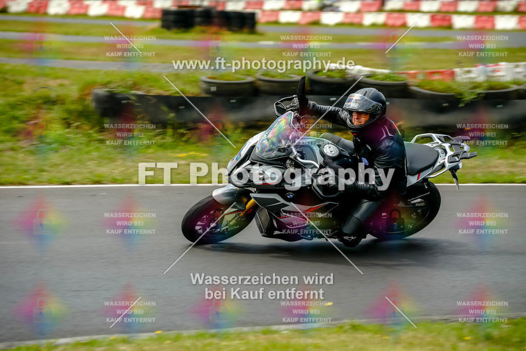 VBK-4676 | Hier findet Ihr Bilder von Touristenfahrten auf der Nürburgring Nordschleife oder von anderen Veranstaltungen die ich besucht habe. Viel Spass beim Durch Schauen 