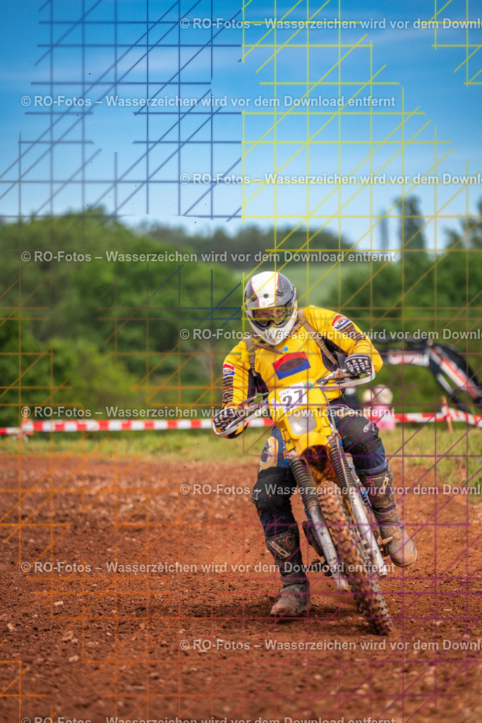 Wolfshausen 3 Lauf -494 | Sportfotografie von RO-Fotos: Motorsport, Motocross, Enduro, Laufveranstaltungen und Triathlon. Professionelle Fotos von Sportlern und Events. - Realisiert mit Pictrs.com