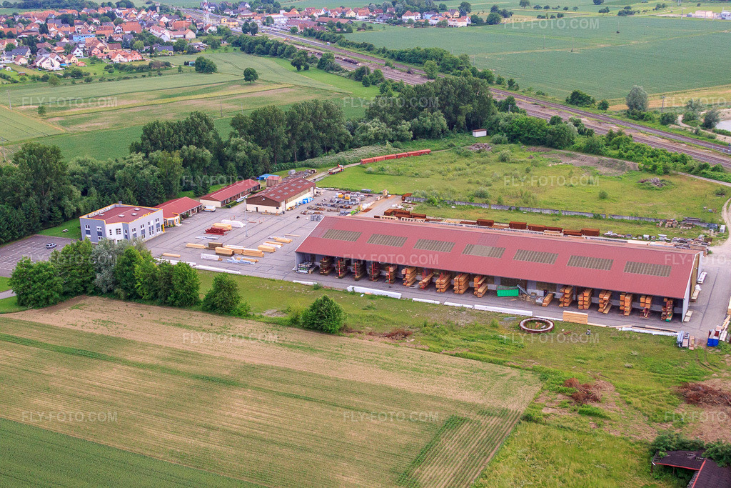 Aerial view: Wolf System in Leutenheim in the state Bas-Rhin, France.Photo: IMG_28788.jpg taken on 06/14/2010 by Werner Riehm/FLY-FOTO.comResolution of the original: 4752 x 3168 px
