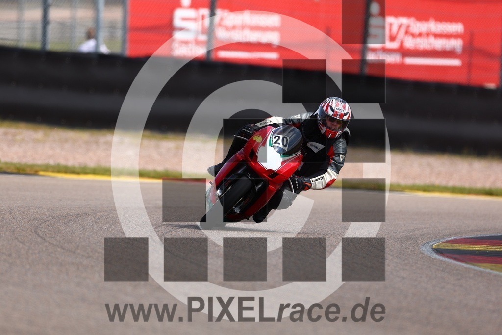 0020-20250526_00978 | Schöne Erinnerungen an spannende Momente - das festzuhalten ist unser Job. PIXELrace.de ist seit 2003 auf den Rennstrecken Europas unterwegs um die Action draußen beim Fahren und die wunderbare Stimmung imm Fahrerlager für euch einzufangen.