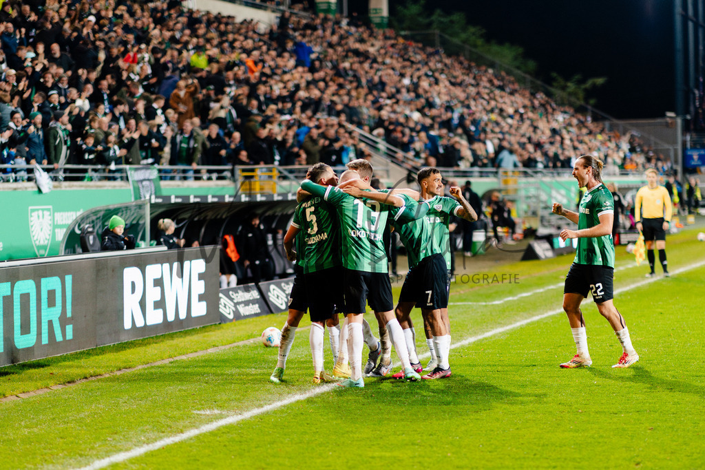 2. Bundesliga, Saison 2025/26, 11. Spieltag: SC Preußen Münster - Holstein Kiel | Münster, 31.10.2025: 2. Bundesliga, 11. Spieltag, SC Preußen Münster gegen Holstein Kiel im LVM-Preußenstadion in Münster an. Foto: sportfotografie.ms | Markus Paletta - Realisiert mit Pictrs.com