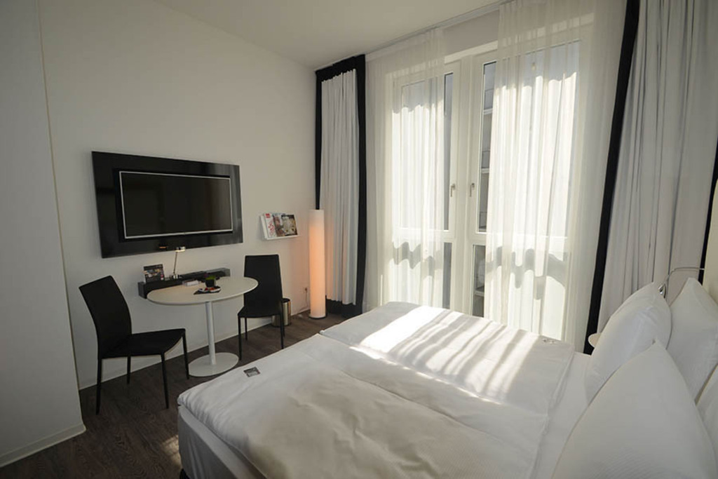 INNSiDE by Meliá Leipzig | Das Team hinter BILDLEXIKON LEIPZIG bündelt historische wie aktuelle Informationen über die Stadt Leipzig in Text und Bild auf einer Plattform und stellt diese der interessierten Öffentlichkeit zur Verfügung.