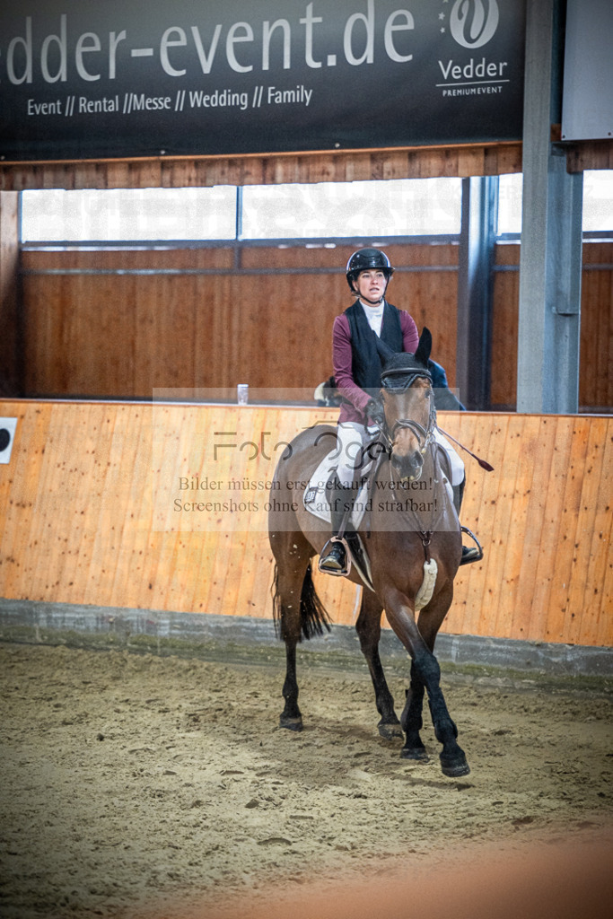 DOS_1041 | Entdecke hochwertige Reitturnierfotos von Foto Oger. Professionell, emotional und authentisch – jetzt Lieblingsmomente im Shop bestellen.Deutschlandweite Turnierfotografie. - Realisiert mit Pictrs.com