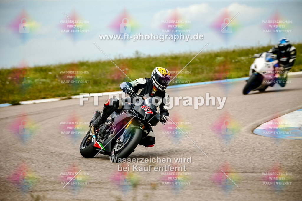 Chambley Juli-2757 | Hier findet Ihr Bilder von Touristenfahrten auf der Nürburgring Nordschleife oder von anderen Veranstaltungen die ich besucht habe. Viel Spass beim Durch Schauen 