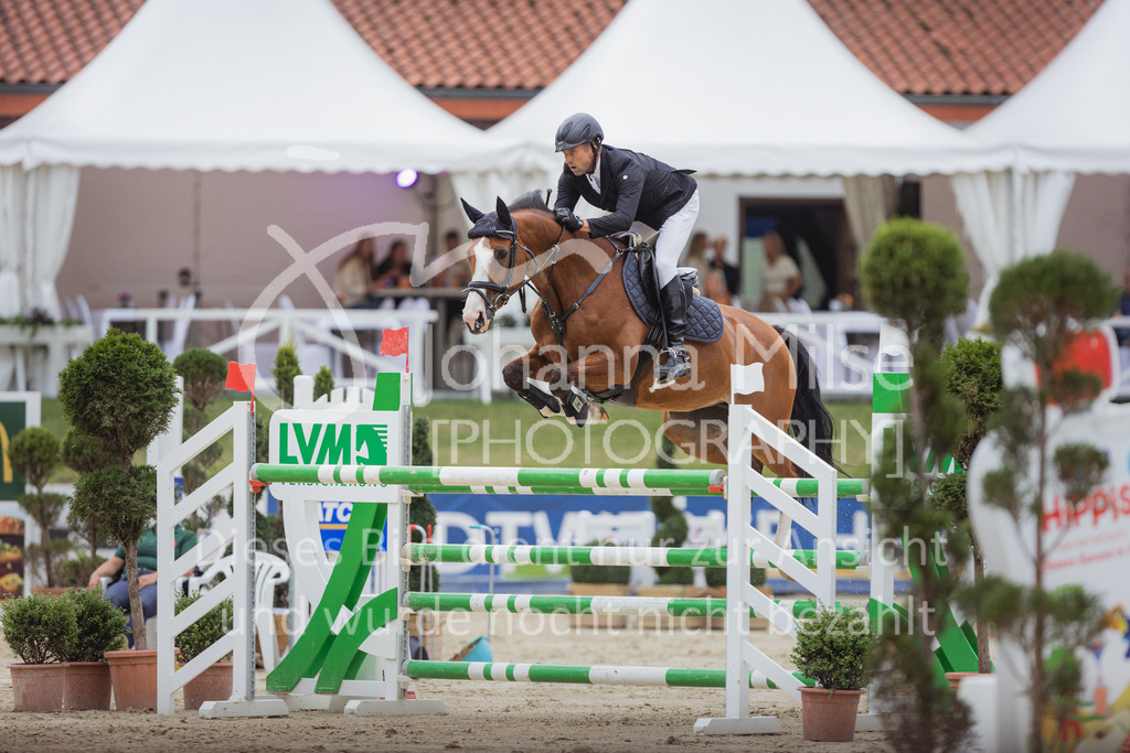 220729_BHO_GT_M2-Spr_2-742 | Deine schönsten Turniermomente als professionelle Fotos! Entdecke hochwertige Pferdesport-Fotografie im Online-Shop. Jetzt Fotos finden & bestellen!