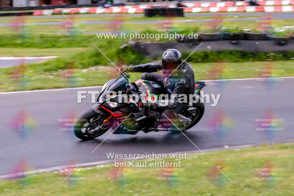 MotoTeamVBK-20922 | Hier findet Ihr Bilder von Touristenfahrten auf der Nürburgring Nordschleife oder von anderen Veranstaltungen die ich besucht habe. Viel Spass beim Durch Schauen 