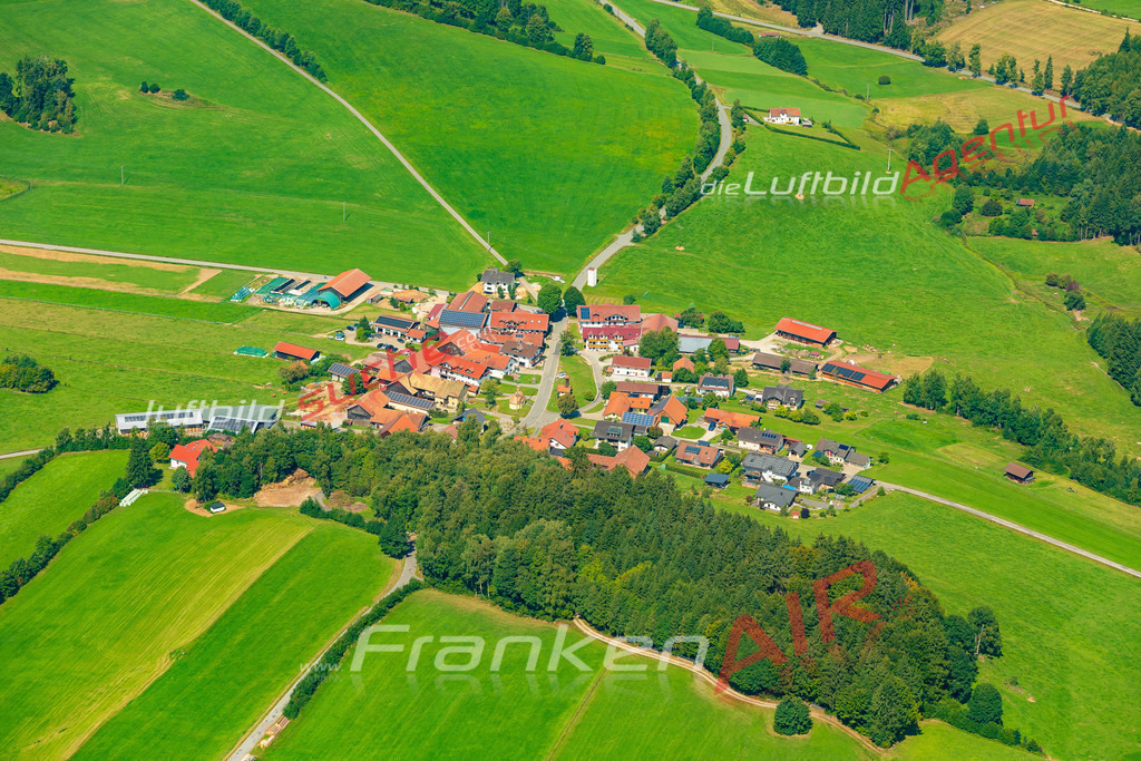 griesbach-zwiesel-luftbild-agentur-mit-lizenz-7491-jahr-2025 | Schöne Luftaufnahme als Geschenk in Griesbach Zwiesel - Die Luftbildaufnahme wurde 2025 vom UL-Flugzeug heraus erstellt ( keine Drohne ) - Hochauflösende Luftaufnahme -Nicht vergleichbar mit Google Maps oder Satelittenbilder- Die Geschenkidee !Mit Lizenz und Bildrechte bestellbar