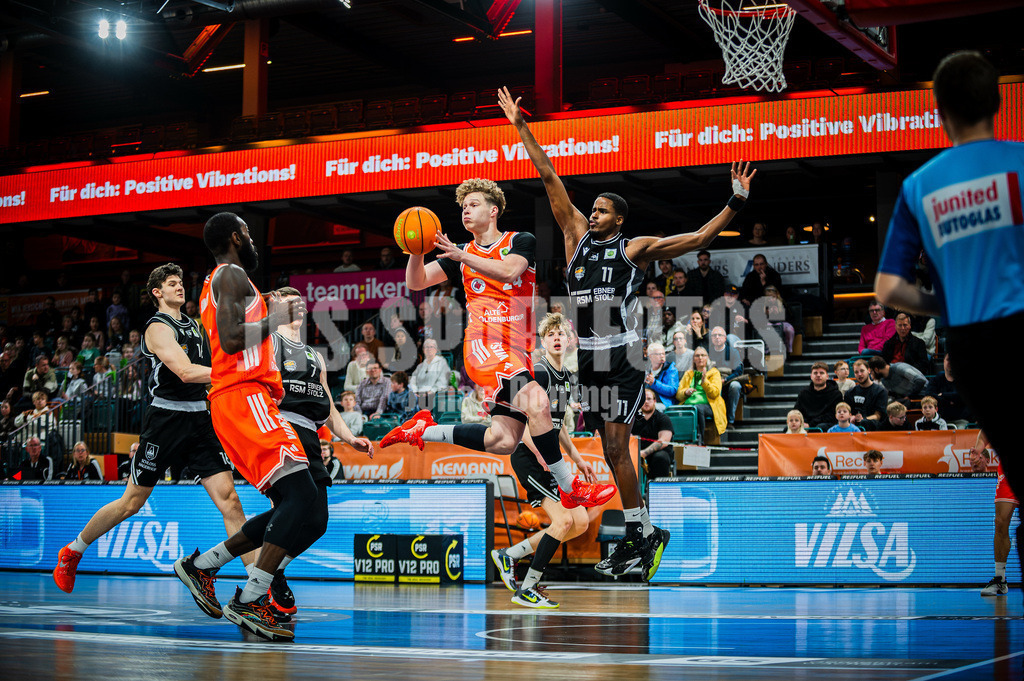 Rasta-28 | jns.sportfotos - Realisiert mit Pictrs.com