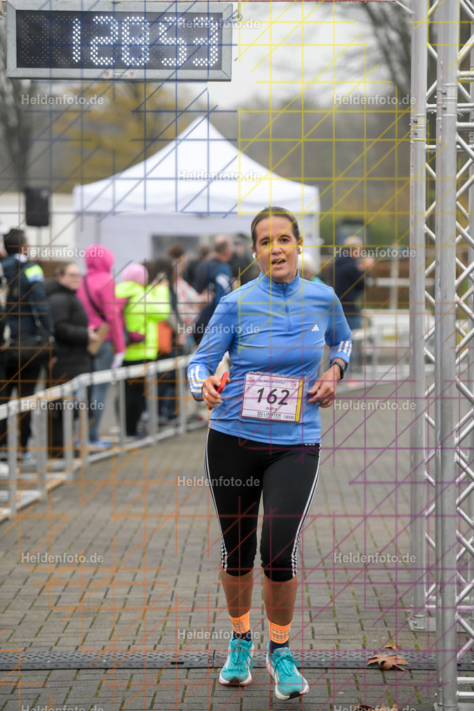 Neusser Erftlauf 2025  | 15km Neusser Erftlauf 2025 Foto: Heldenfoto.de