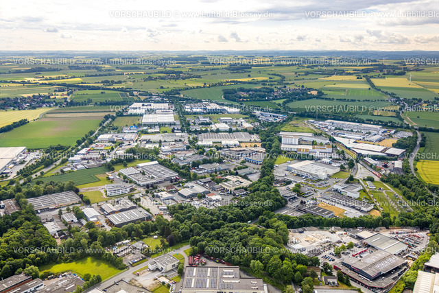 Soest220600352 | Luftbild, Gewerbegebiet Süd-Ost an der Autobahn A44, Soest, Soester Boerde, Nordrhein-Westfalen, Deutschland