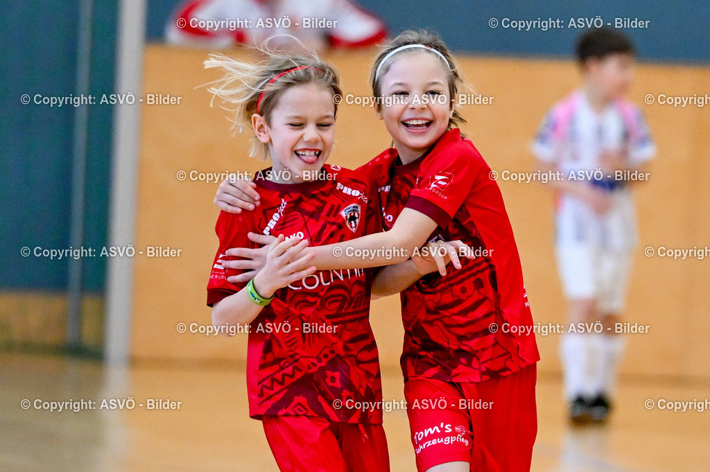 ASVÖ_ Fussballturnier SV Gallneukirchen_ 09.02.2025-56 | 09.02.2025, Gallneukirchen, AUT, ASVÖ, Fussball Nachwuchs Hallenturnier 2025, SV Gallneukirchen im Bild Teilnehmer U 9©Harald Dostal / fodo.media - Realisiert mit Pictrs.com