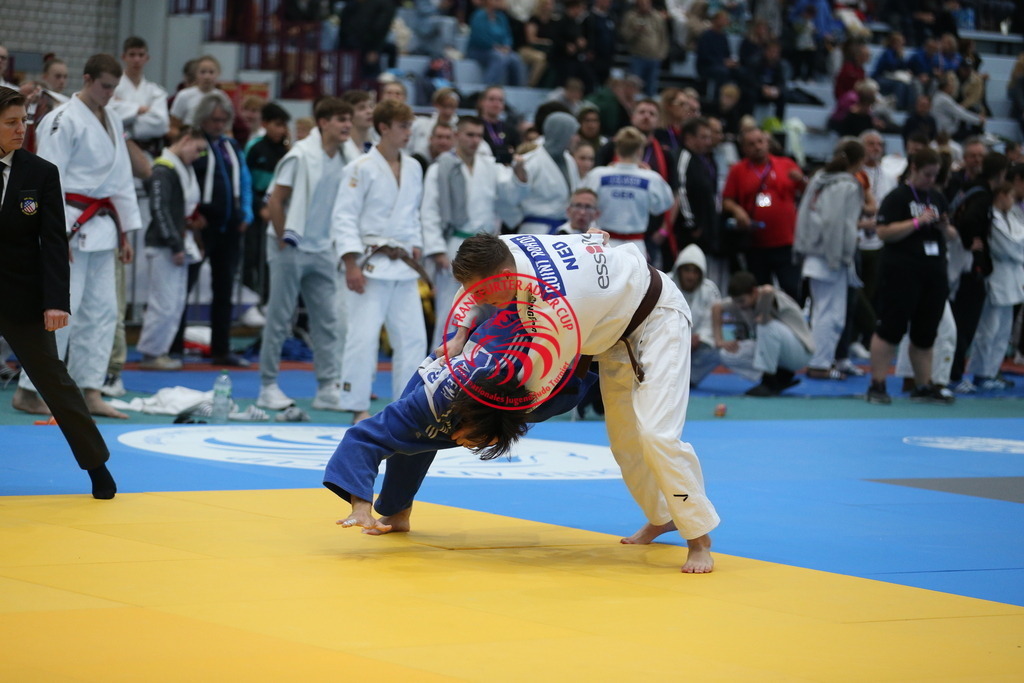 AT3Y1048 | Fotos vom Adler Cup - Pictures from Adler Cup

Hier findet Ihr alle Eindrücke und großen Momente der Adler Cup Wochenenden. Here you will find all impressions and great moments of the Adler Cup weekends. - Realisiert mit Pictrs.com