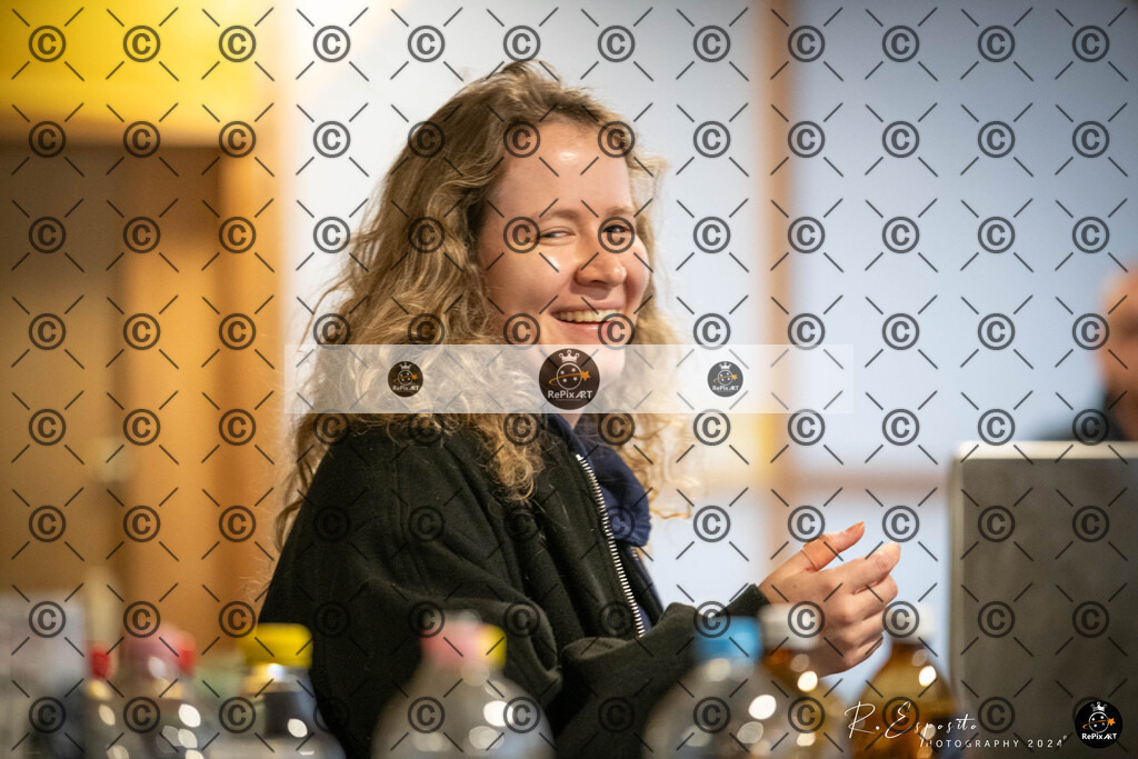 20241130_FCR-Hallenturnier-D-3_006 | Sport und Naturfotografie von Roberto Esposito zeigt echte Momente Bewegung und die Schönheit der Natur. Ausdrucksstarke Bilder schaffen Emotionen.