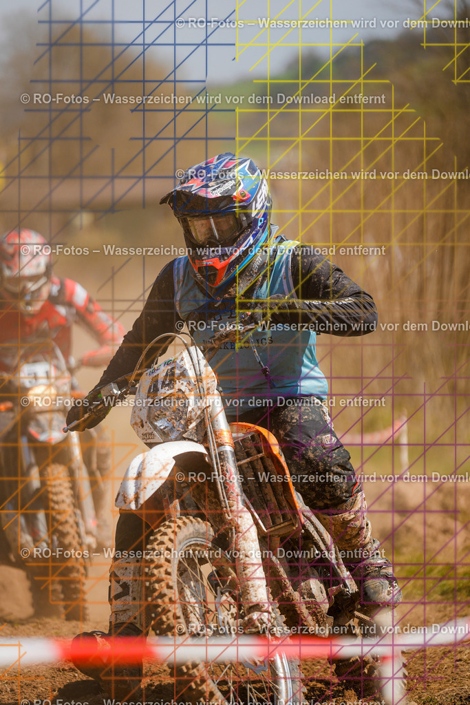 2 Lauf Mernes-425 | Sportfotografie von RO-Fotos: Motorsport, Motocross, Enduro, Laufveranstaltungen und Triathlon. Professionelle Fotos von Sportlern und Events. - Realisiert mit Pictrs.com