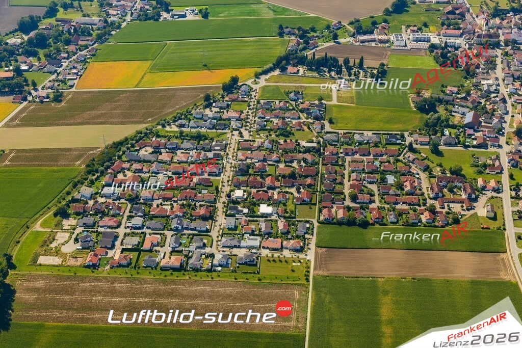 Schrägluftbild  Hartkirchen  Pocking - Das Luftbild wurde 2025 vom UL-Flugzeug heraus erstellt ( keine Drohne ) - Hochauflösende Luftaufnahme -Nicht vergleichbar mit Google Maps oder Satelittenbilder- Die Geschenkidee !Mit Lizenz und Bildrechte bestellbar