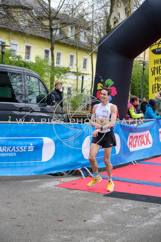 ..... | AUSTRIA, Wels, 30.03.25, ALOHA Wels Halbmarathon, Image Shows: , Foto: Wapics/RING M.