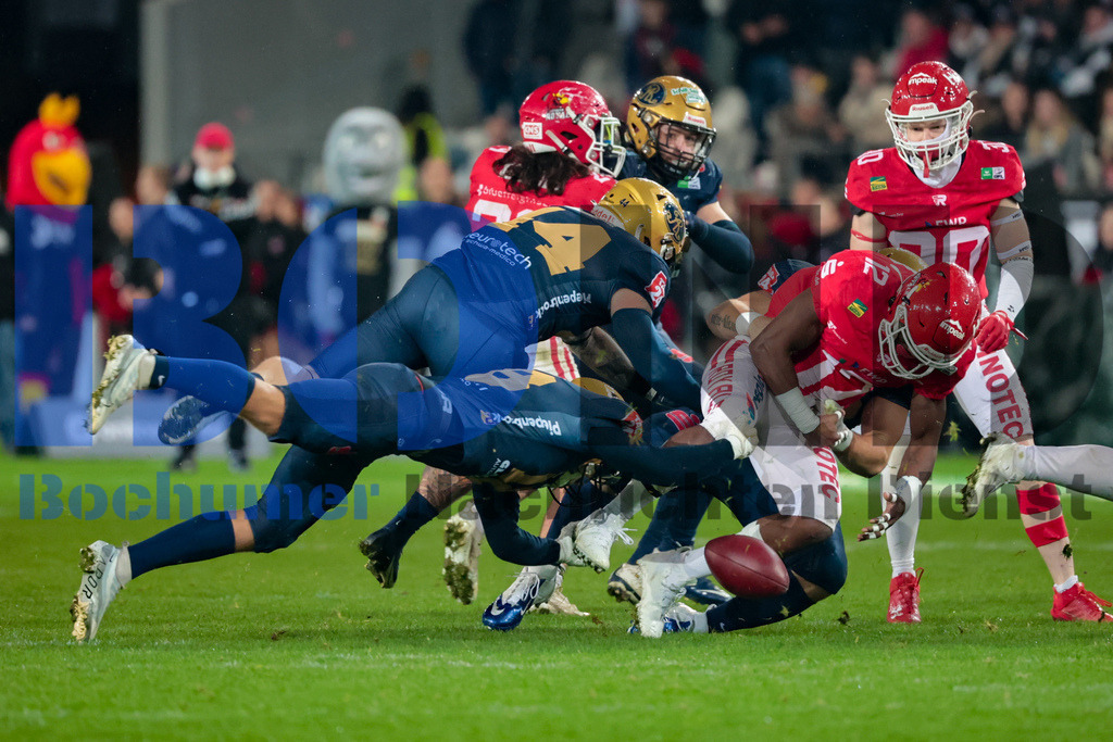 SES_POTDRE20241012-66 | bond - Realisiert mit Pictrs.com