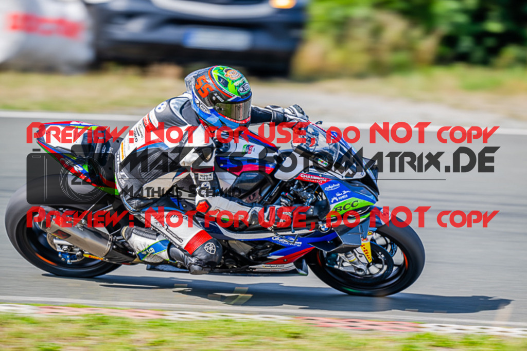 MaZZes_FotoMatrix_220722_7868 | IDM1000