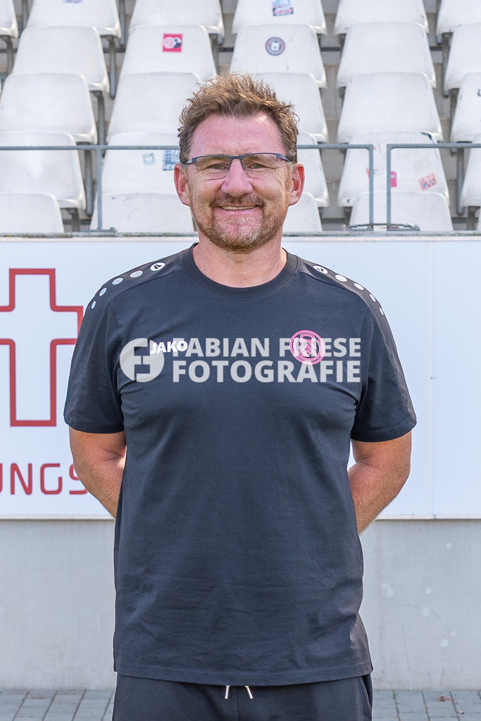 Rot-Weiss Essen; 3. Liga, Portraettermin 2026/2027, Foto: Eibner-Pressefoto/Fabian Friese | PAUL FREIER (Co-Trainer)Rot-Weiss Essen; 3. Liga, Portraettermin 2026/2027, Foto: Eibner-Pressefoto/Fabian Friese - Realisiert mit Pictrs.com