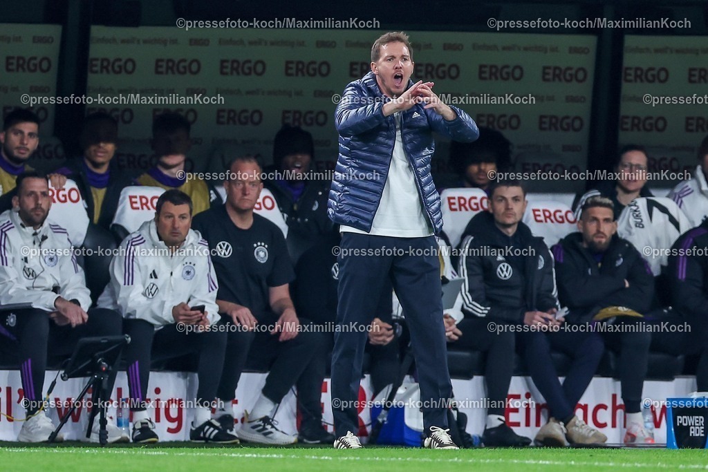 DFB23032501041 | 23.03.2025, Fußball, Viertelfinale UEFA Nations League, Deutschland - Italien, Signal Iduna Park, Saison 2024 2025: Bundestrainer Julian Nagelsmann (GER #hc) gestikuliert an der Seitenlinie DFB regulations prohibit any use of photographs as image sequences and or quasi-video.