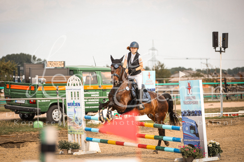 27.SaSpMA00079 | Leoni Ertmer Photography - Realisiert mit Pictrs.com