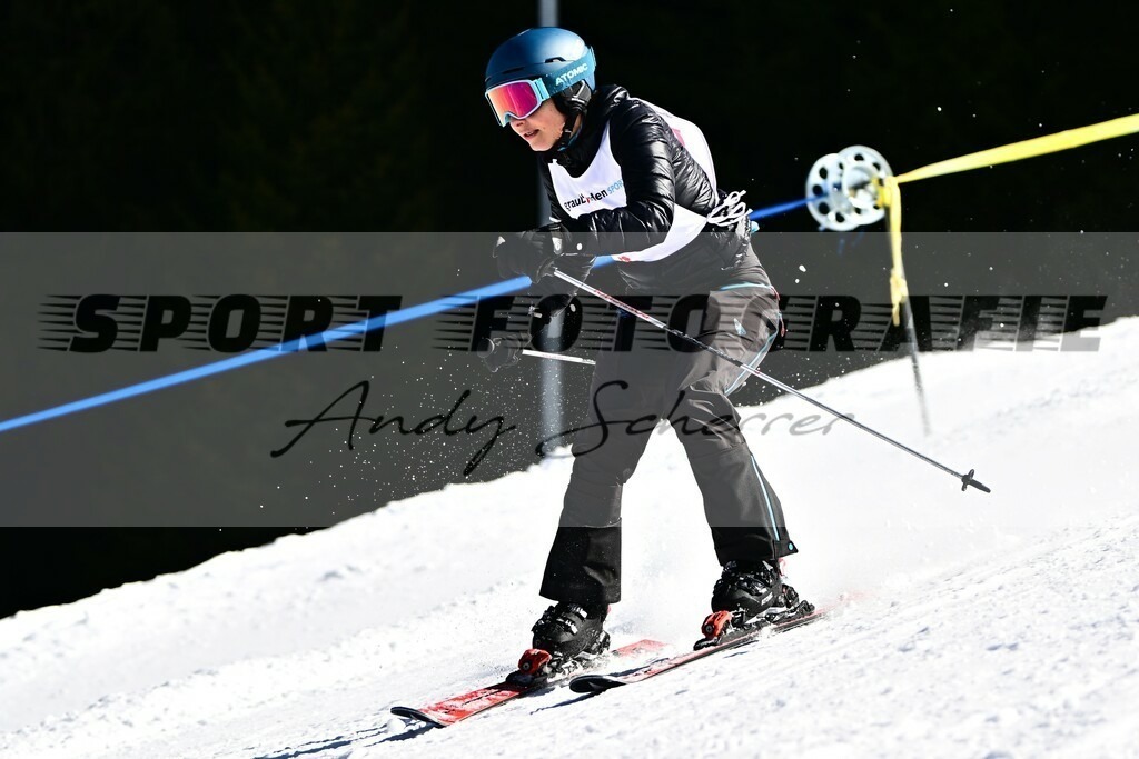 DSC_8870 | Kaufen Sie Sportbilder im Onlineshop von Andy Scherrer Sportfotografie. Faszinierende Bilder von Sportevents aus der ganzen Schweiz. Fussball, Frauenfussball, Unihockey, Handball, Schwingen und weiteren Sportarten. - Realisiert mit Pictrs.com