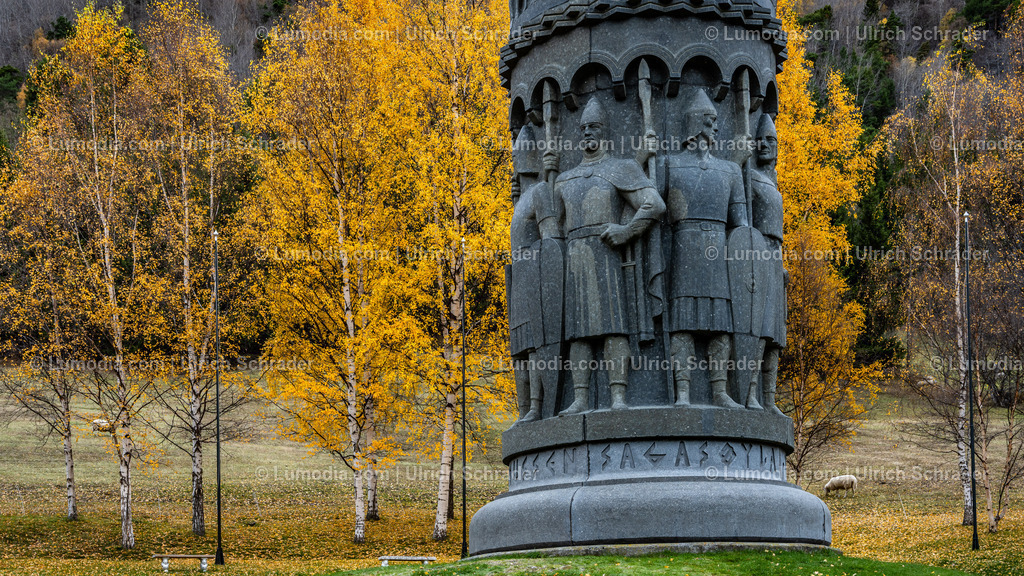 10047-10082 - Die Sagasäule - Norwegen | Stockfoto und Bilderpool mit Bildmaterial aus Deutschland, dem Harz, Halberstadt, Quedlinburg, Wernigerode und weltweit. Qualitativ hochwertige und professionelle Fotos anschauen und kaufen. - Realisiert mit Pictrs.com