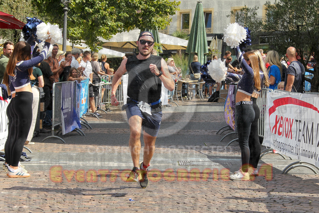 250824_1246_EV4_9480 | Sportfotografie im Rhein-Sieg Kreis, Köln, Bonn, NRW, Rheinland Pfalz, Hessen, etc. Unser Tätigkeitsfeld umfasst den Laufsport vom Volkslauf über den Marathon, Duathlon, Triathon bis zum Ultralauf wie Kölnpfad Ultra oder Schindertrail.