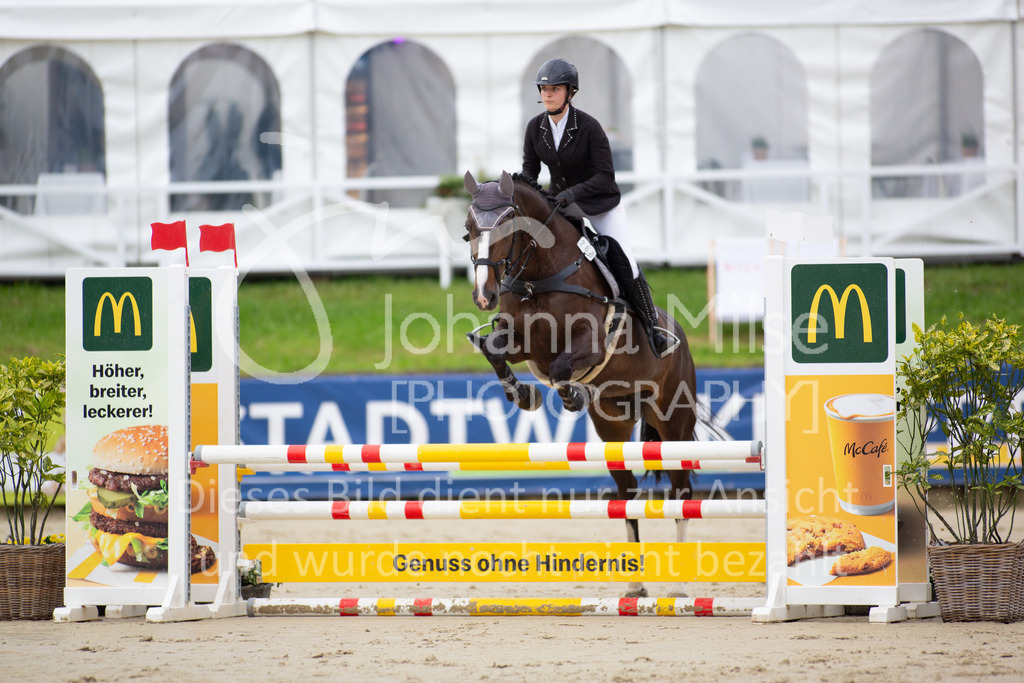 230729_BHO_Stil-A2_2_FS004 | Deine schönsten Turniermomente als professionelle Fotos! Entdecke hochwertige Pferdesport-Fotografie im Online-Shop. Jetzt Fotos finden & bestellen!