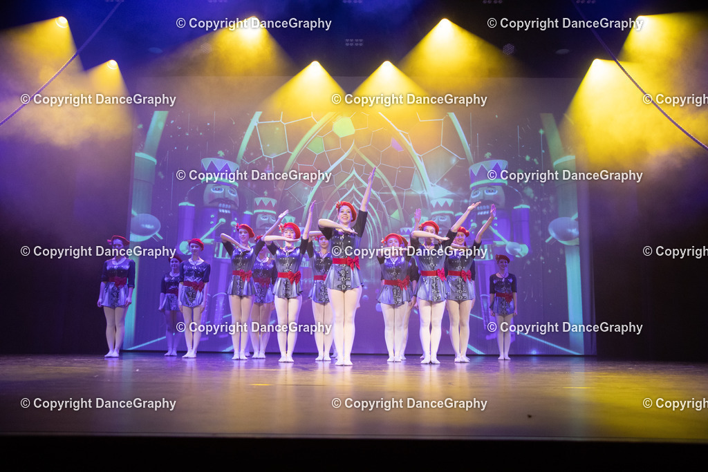 GPHY3541 | DanceGraphy - Realisiert mit Pictrs.com