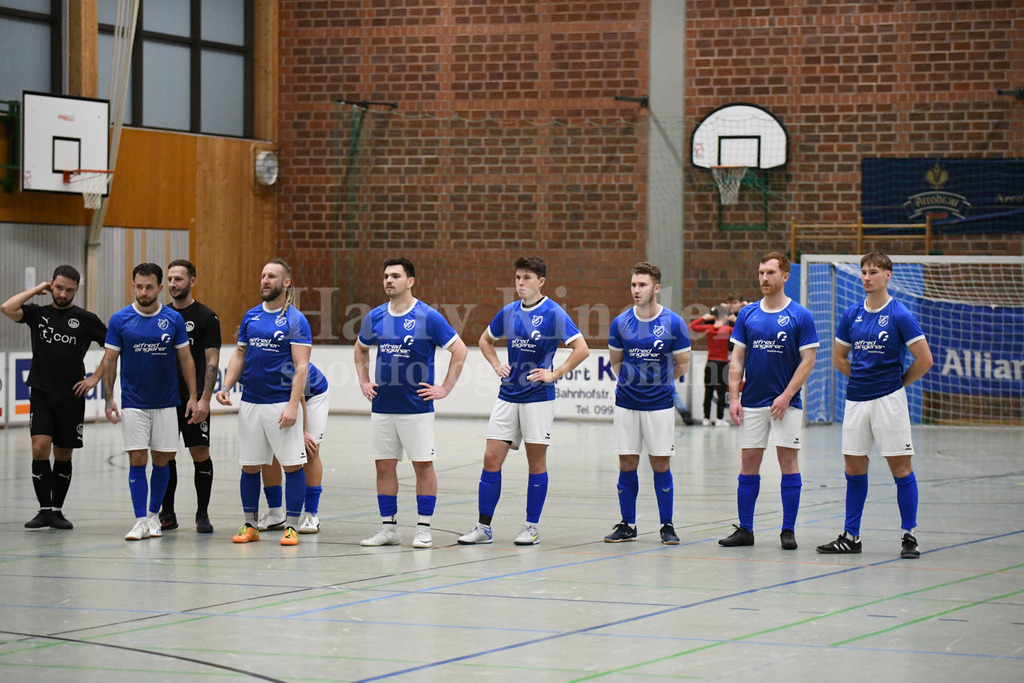 Allianz Fischer Cup 2026; FC Dingolfing; SV Pankofen; | Elfmeterkrimi: SV Pankofen - SpVgg Plattling 12:11 (1:1) nach Siebenmeterschießen  - Realisiert mit Pictrs.com