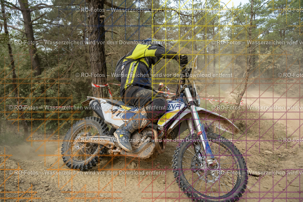 Niederwürzbach 4 Lauf-1019 | Sportfotografie von RO-Fotos: Motorsport, Motocross, Enduro, Laufveranstaltungen und Triathlon. Professionelle Fotos von Sportlern und Events. - Realisiert mit Pictrs.com