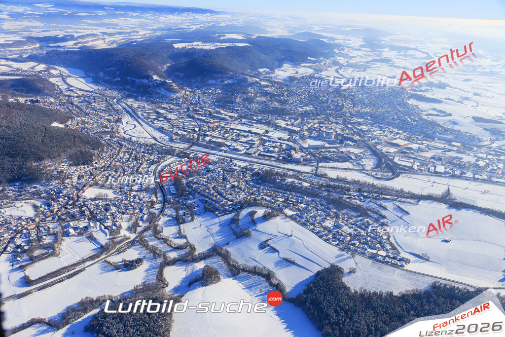 Die Luftaufnahme Burghaig - Kulmbach wurde vom UL-Flugzeug (keine Drohne) aus fotografiert.Hohe Druck- Auflösung-die Geschenkidee!