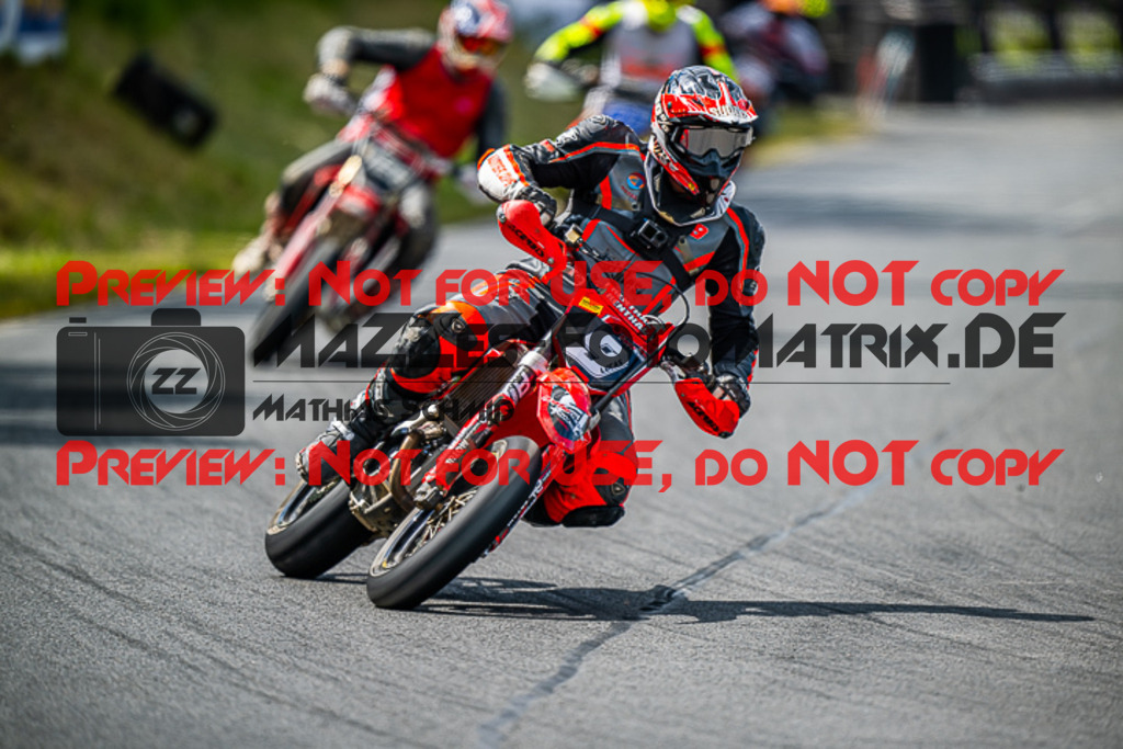 MaZZes_FotoMatrix_220529_9267 | Fotograf Mathias Schmid
Sportfotograf,
Eventfotograf,
Hochzeitsfotograf,
Portraitfotograf