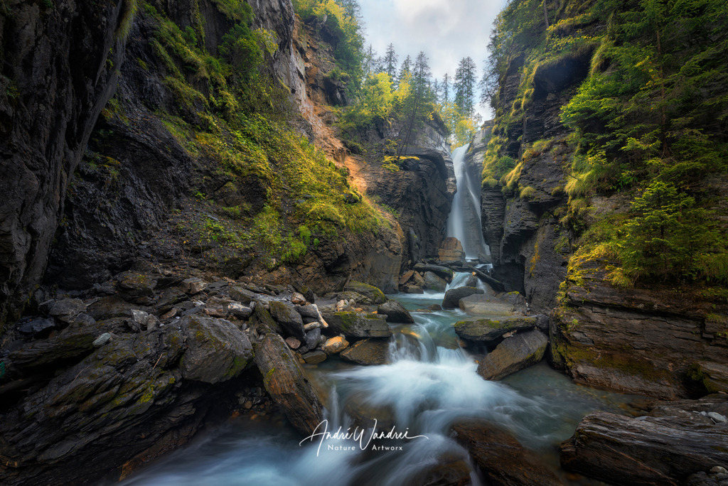 Wasserfall im Hochgebirge | Andre Wandrei - Nature Artworx - Realisiert mit Pictrs.com