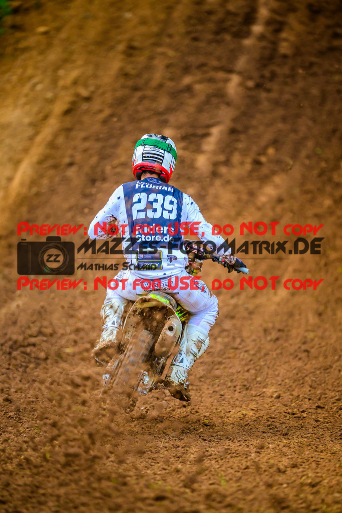 MaZZes_Fotomatrix_20250614_6007705_6708 | MX1