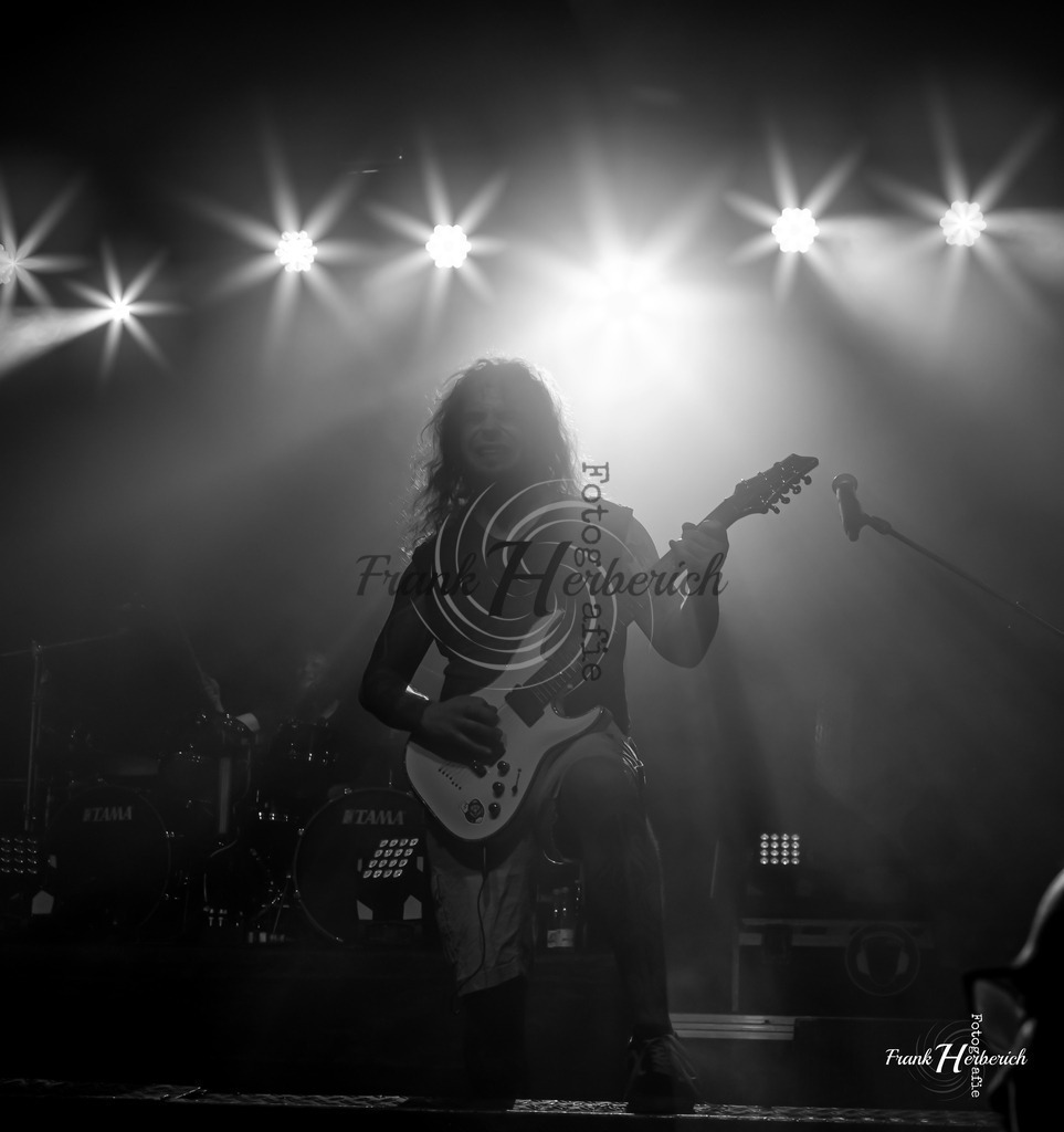 2023_12_24_9999_237 | Frank Herberich Fotografie, Frank Herberich, Fotografie, Hochzeit, Portrait, St. Peter Ording, Ording, Westerhever, Nordsee, Frank Fotografie, Hardheim,  Odenwald,Walldürn, Band,Eventfotografie - Realisiert mit Pictrs.com