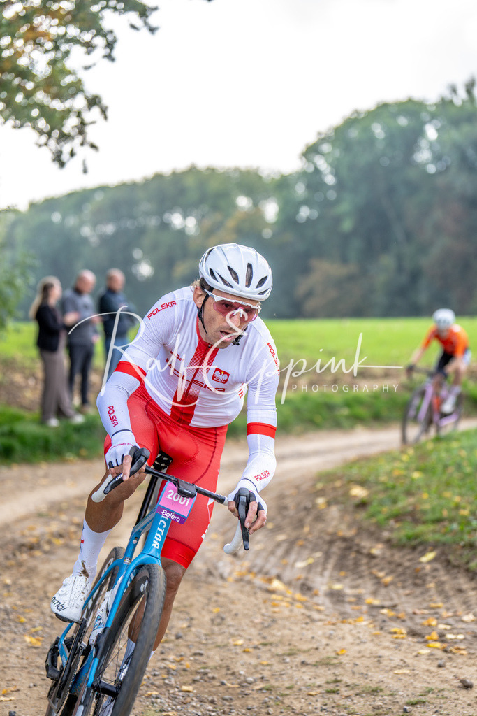 Ralf Eppink Photography 20251012_DSC02811 | Sportfotografie, Eventfotografie, Porträtfotografie, Radsport Fotograf, Triathlon Fotograf, Düsseldorf Fotograf, Köln Fotograf, Actionfotografie, Teamfotografie, Peoplefotografie, Business Portraits, Veranstaltungsfotografie, Reportagefotografie - Realisiert mit Pictrs.com