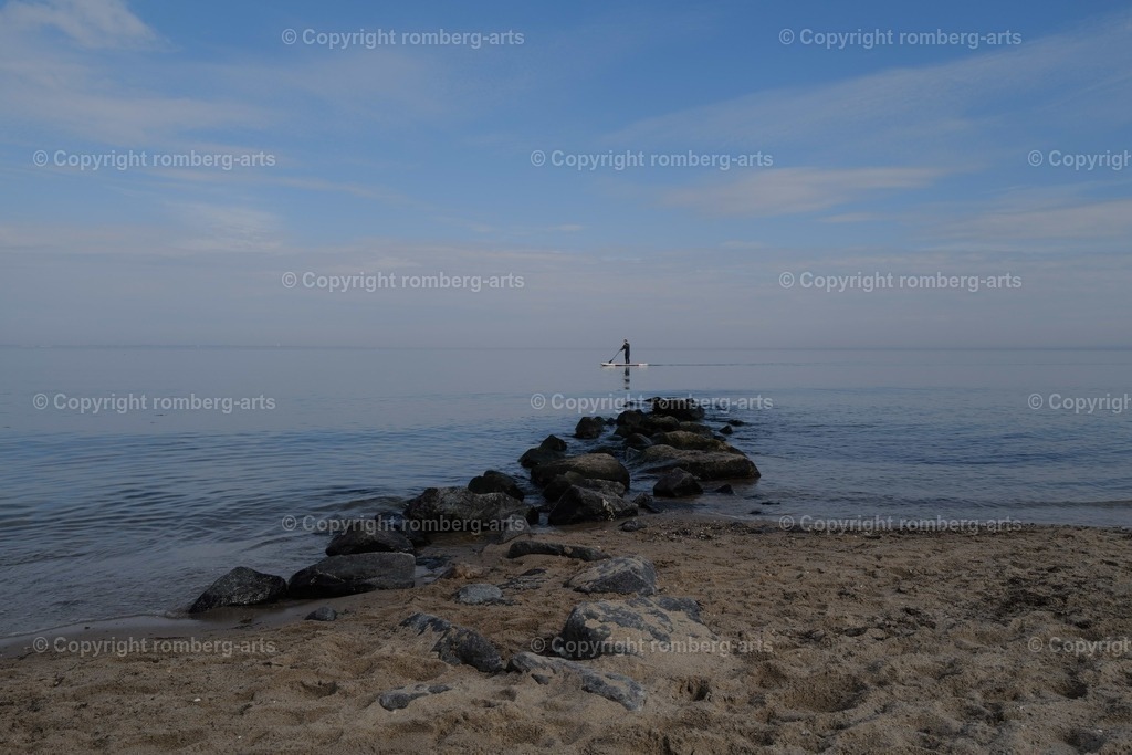 L1030810 (2) | romberg-arts, romberg-arts.de, www.romberg-arts.de, Foto_Online_Shop, Julia Fuhrmann, Köln, Fotos, Fotografie, Fotokunst, Kunstdrucke, Naturfotos, Aktfotos, Nacktfotos, schwarz_weiß_Fotos, Blumenfotos, Blumen, Tiere, Beton, Korrosion, Lächeln, Drucke