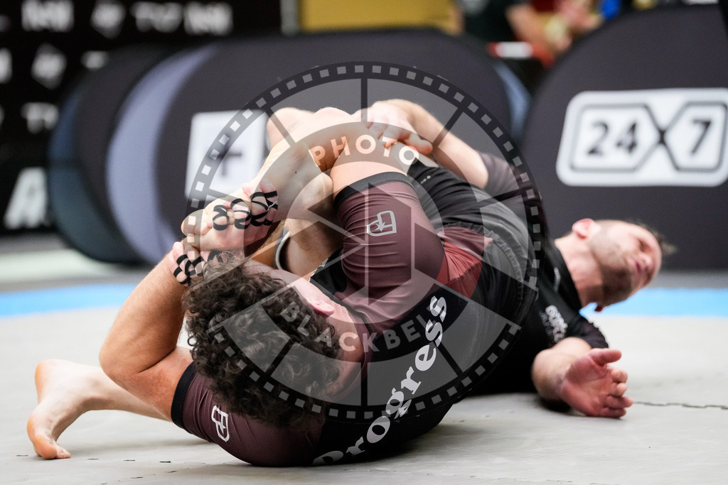 20250920PBB6735 | Athletes compete during the AJP Tour Hamburg International Jiu-Jitsu Championship, on September 20, 2025 in Hamburg, Germany. © Chiara Dazi / photoblackbelt