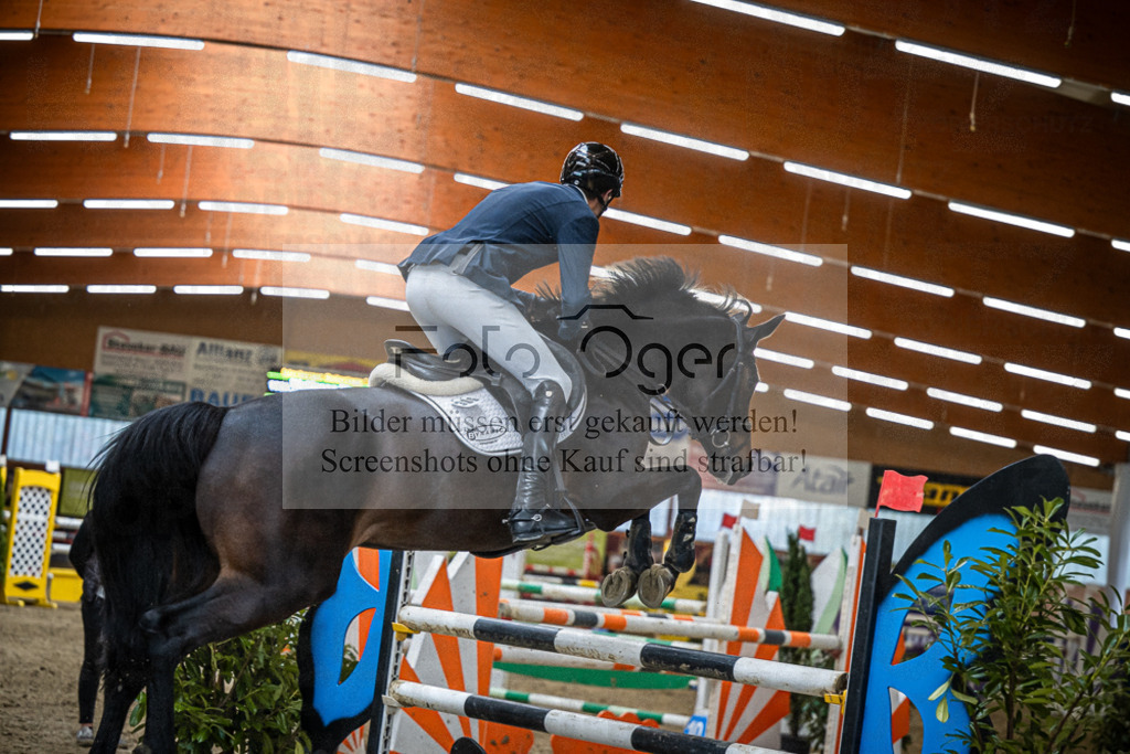 DOS_1915 | Entdecke hochwertige Reitturnierfotos von Foto Oger. Professionell, emotional und authentisch – jetzt Lieblingsmomente im Shop bestellen.Deutschlandweite Turnierfotografie. - Realisiert mit Pictrs.com
