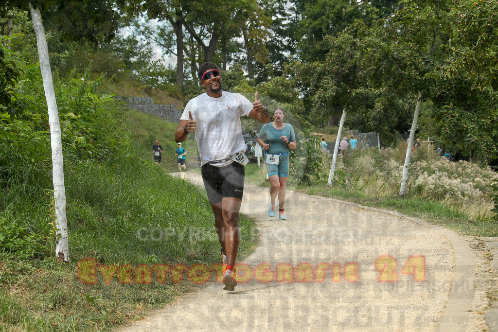 250824_1414_EX1_5509 | Sportfotografie im Rhein-Sieg Kreis, Köln, Bonn, NRW, Rheinland Pfalz, Hessen, etc. Unser Tätigkeitsfeld umfasst den Laufsport vom Volkslauf über den Marathon, Duathlon, Triathon bis zum Ultralauf wie Kölnpfad Ultra oder Schindertrail.
