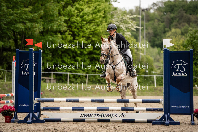 Bad_Meinberg_07725 | saradresslerfotografie - Realisiert mit Pictrs.com