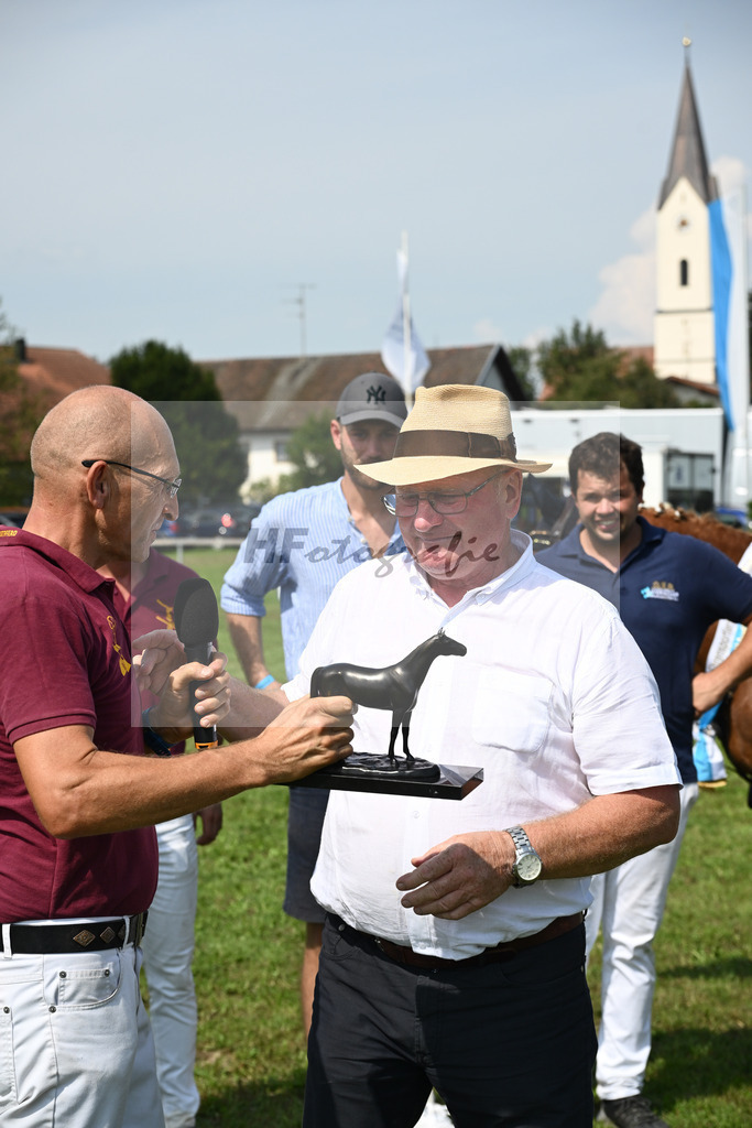 Ehrung Hubert Berger_34240853 | hf-fotografie - Realisiert mit Pictrs.com