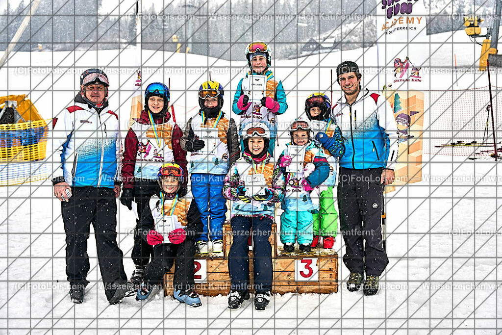 ALP1020_NeujahrsSchikurs_Siegerehrung_Gruppe NORBERT | (C)FotoLois.com, Alois Spandl. NEUJAHRS-SCHIKURS Schischule Haginger, Gemeindealpe Mitterbach, Abschlußrennen, Sa 6. Januar 2024.